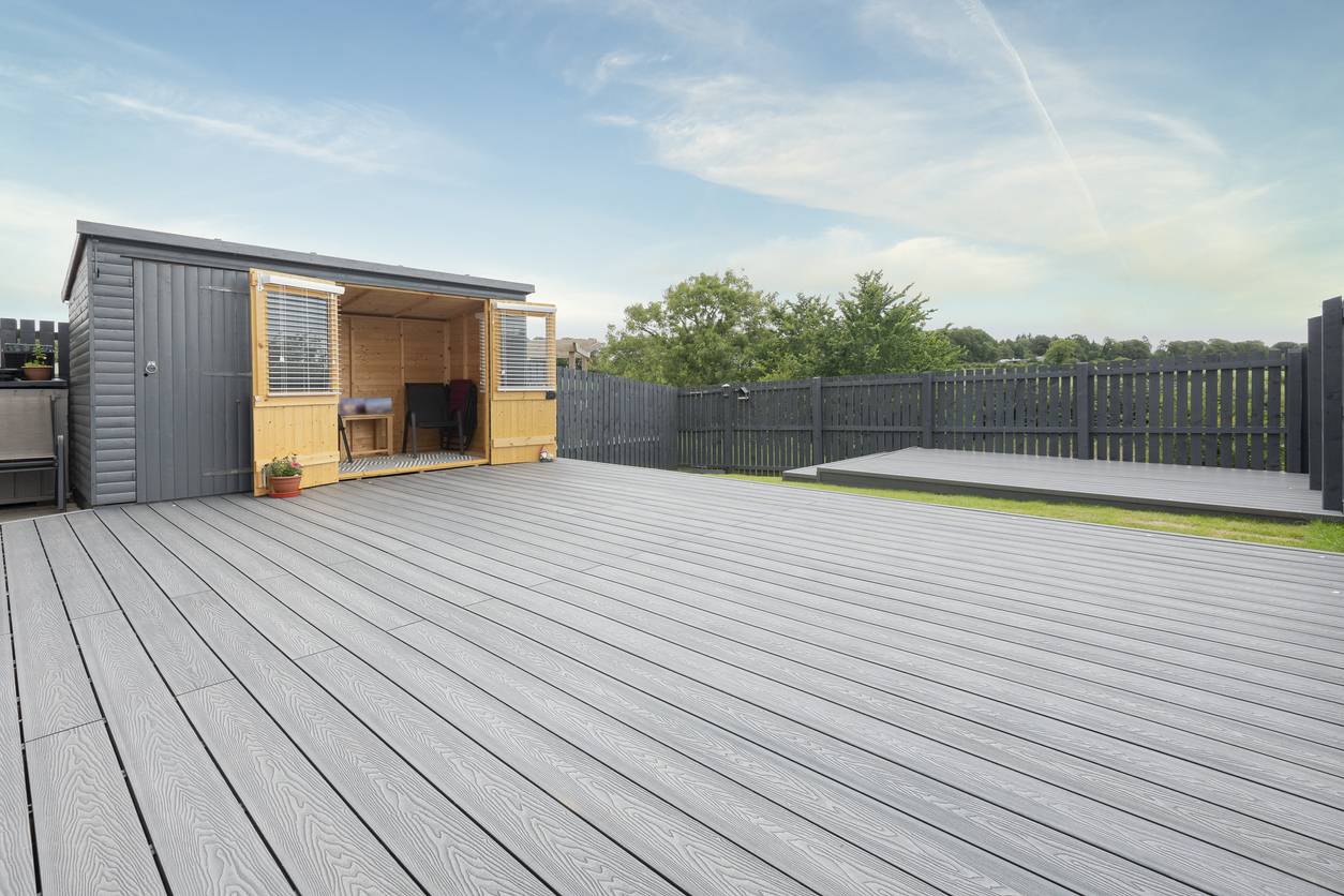 visu construction terrasse securite sécurité terrasse en bois pose sur plots